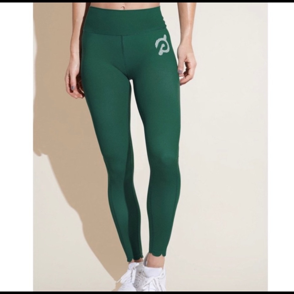 Peloton Green Scallop Legging